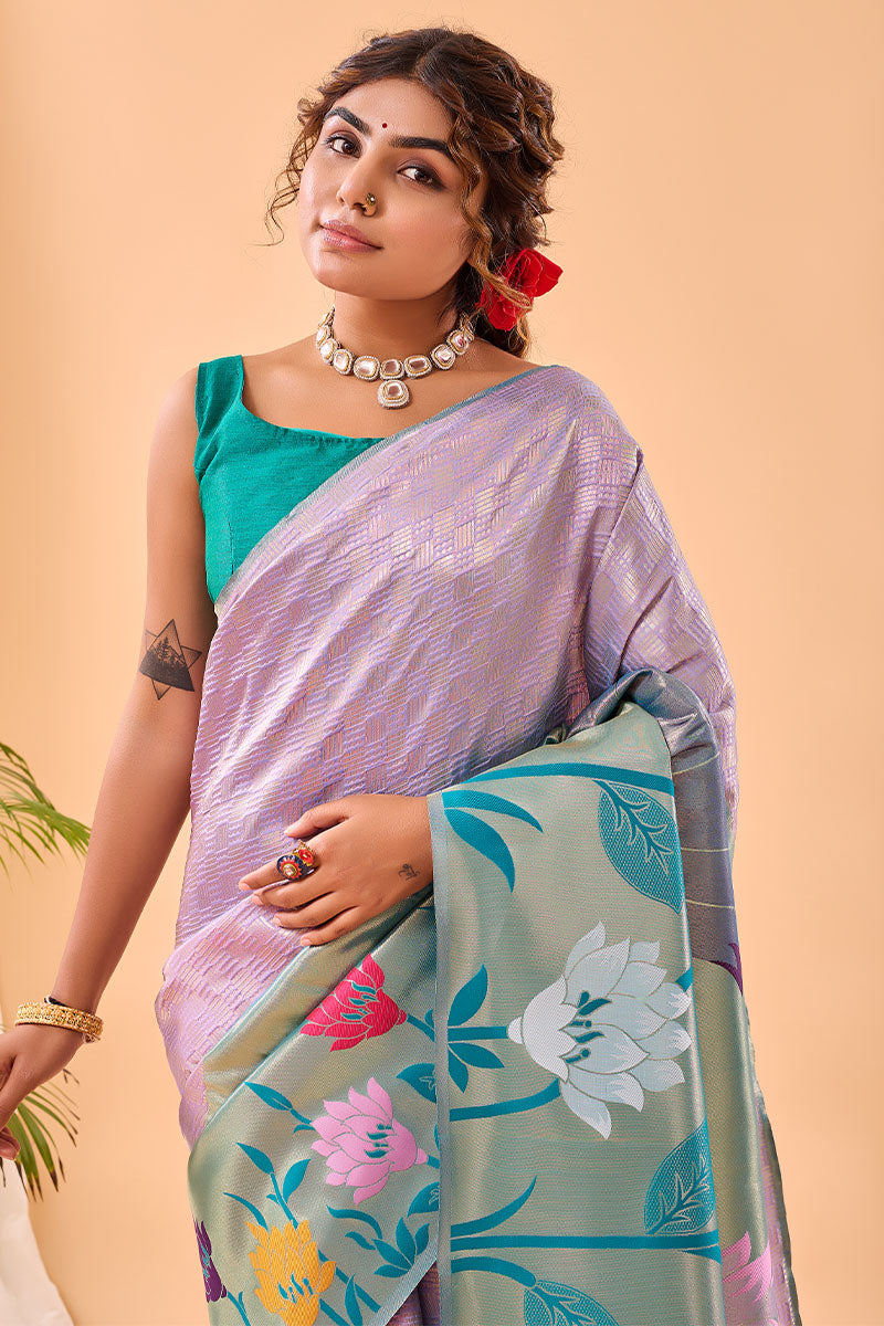 Conflate Lavender Paithani Silk Saree With Lissome Blouse Piece