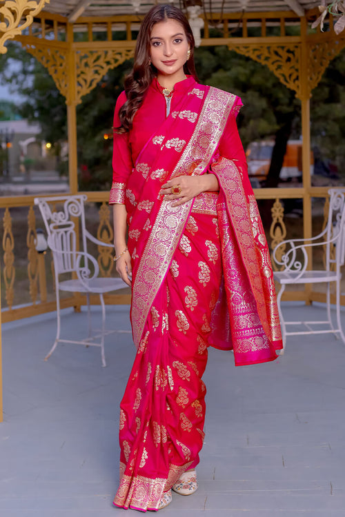 Load image into Gallery viewer, Enchanting Dark Pink Soft Banarasi Silk Saree With Imaginative Blouse Piece
