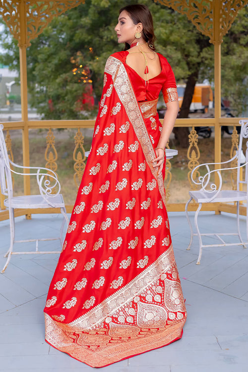 Load image into Gallery viewer, Enchanting Red Soft Banarasi Silk Saree With Imaginative Blouse Piece
