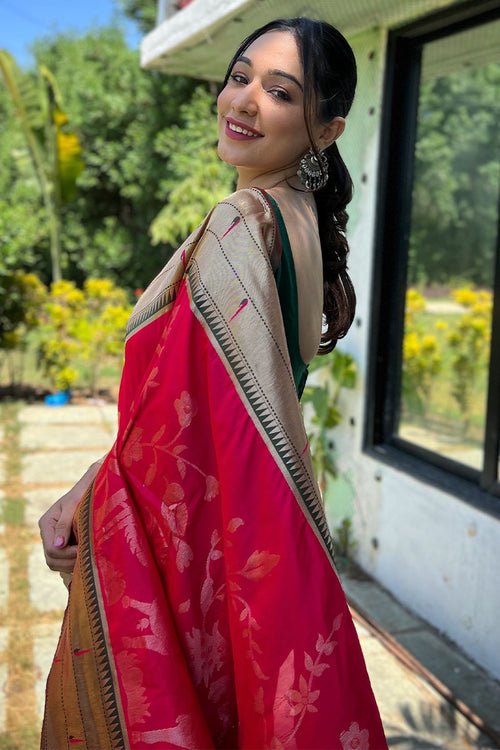 Load image into Gallery viewer, Petrichor Dark Pink Paithani Silk Saree With Ebullience Blouse Piece
