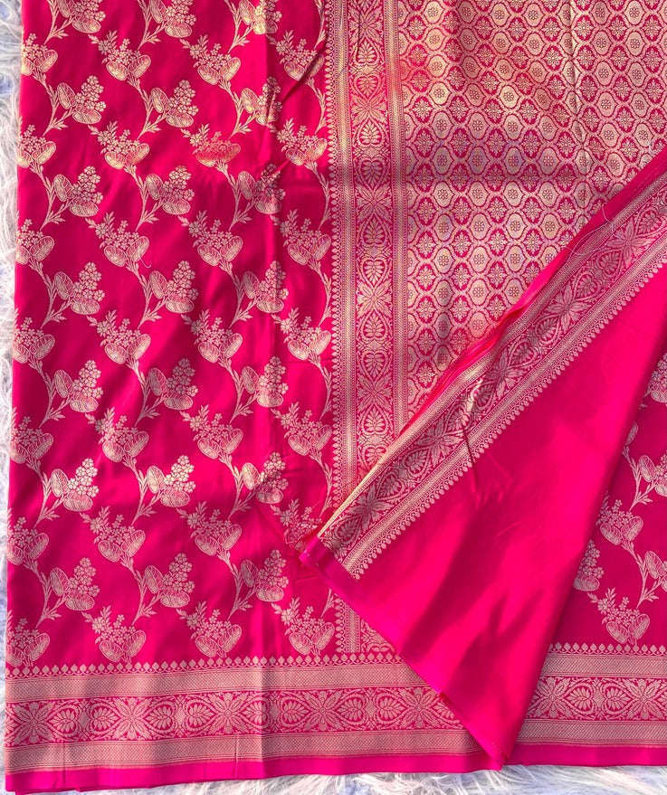 Pretty Dark Pink Soft Banarasi Silk Saree With Skinny Blouse Piece