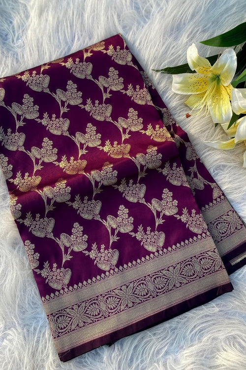 Load image into Gallery viewer, Charming Purple Soft Banarasi Silk Saree With Intricate Blouse Piece
