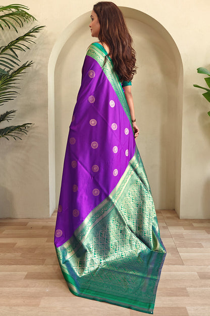 Winsome Purple Soft Banarasi Silk Saree With Beleaguer Blouse Piece