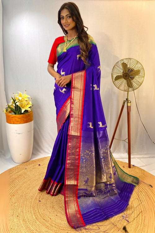 Load image into Gallery viewer, Luminous Royal Blue Soft Banarasi Silk Saree With Dulcet Blouse Piece
