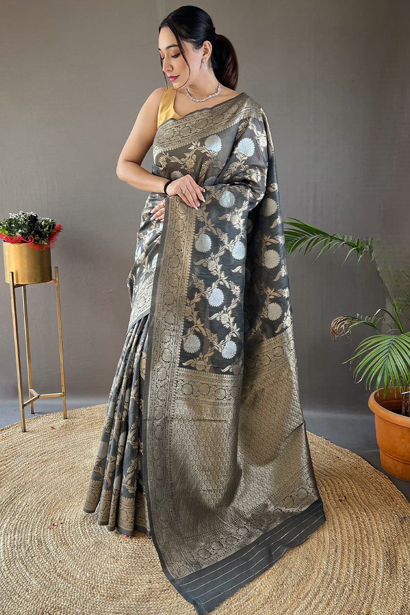 A dreamy Grey Cotton Silk Saree With Prettiest Blouse Piece