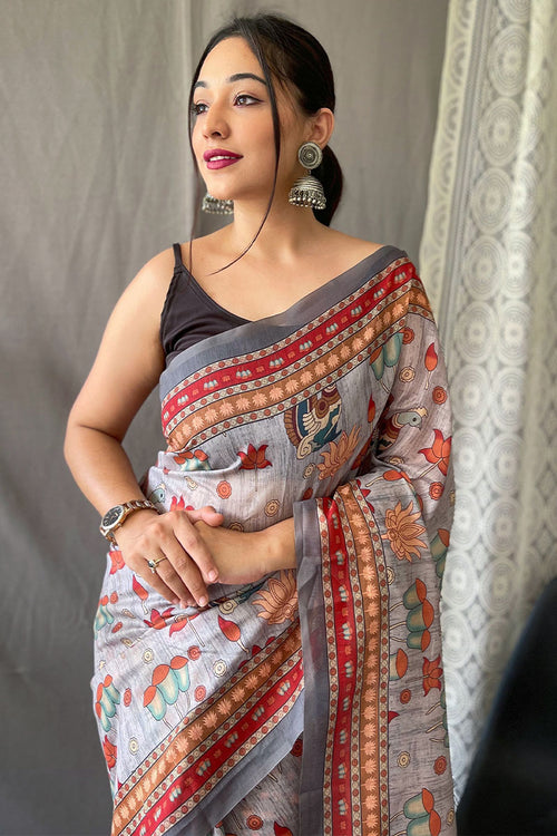 Load image into Gallery viewer, Fairytale Grey Kalamkari Printed Saree With Adorable Blouse Piece
