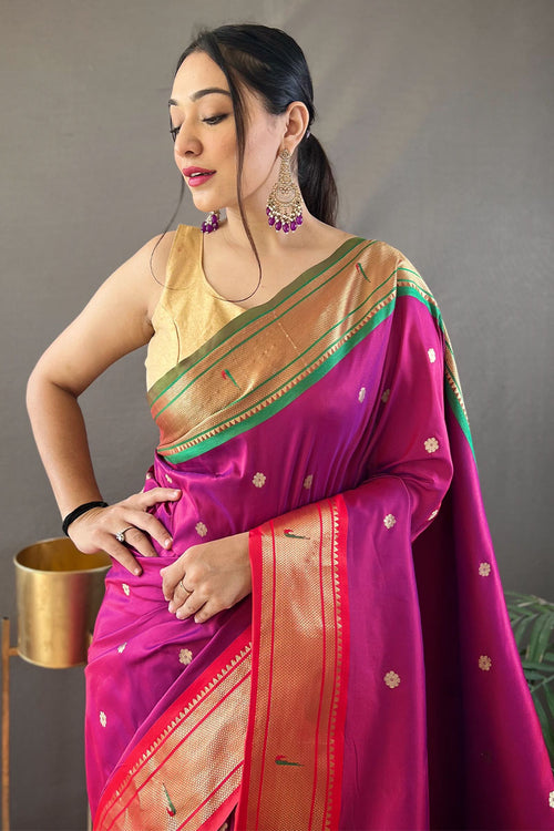 Load image into Gallery viewer, Pretty Dark Pink Paithani Silk Saree With Refreshing Blouse Piece
