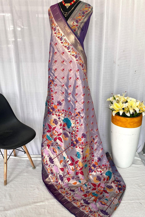 Load image into Gallery viewer, Wonderful Lavender Paithani Silk Saree With Alluring Blouse Piece
