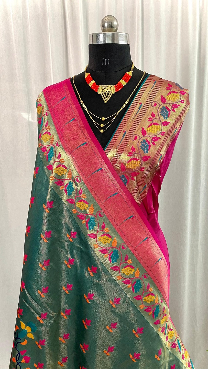 Prominent Rama Paithani Silk Saree With Glorious Blouse Piece