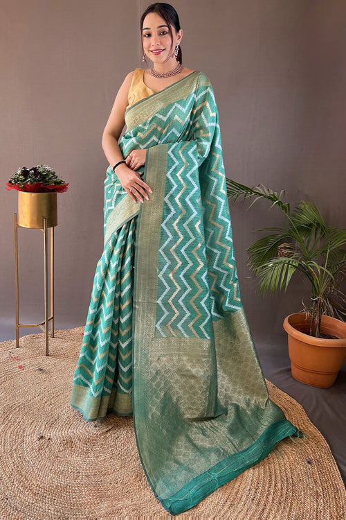 Load image into Gallery viewer, Outstanding Green Cotton Silk Saree With Capricious Blouse Piece
