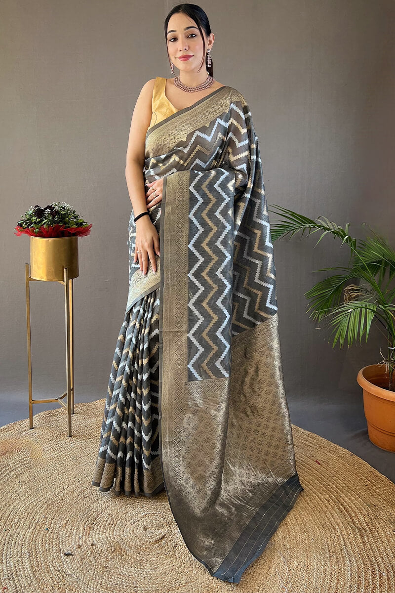 Flaunt Grey Cotton Silk Saree With Extraordinary Blouse Piece