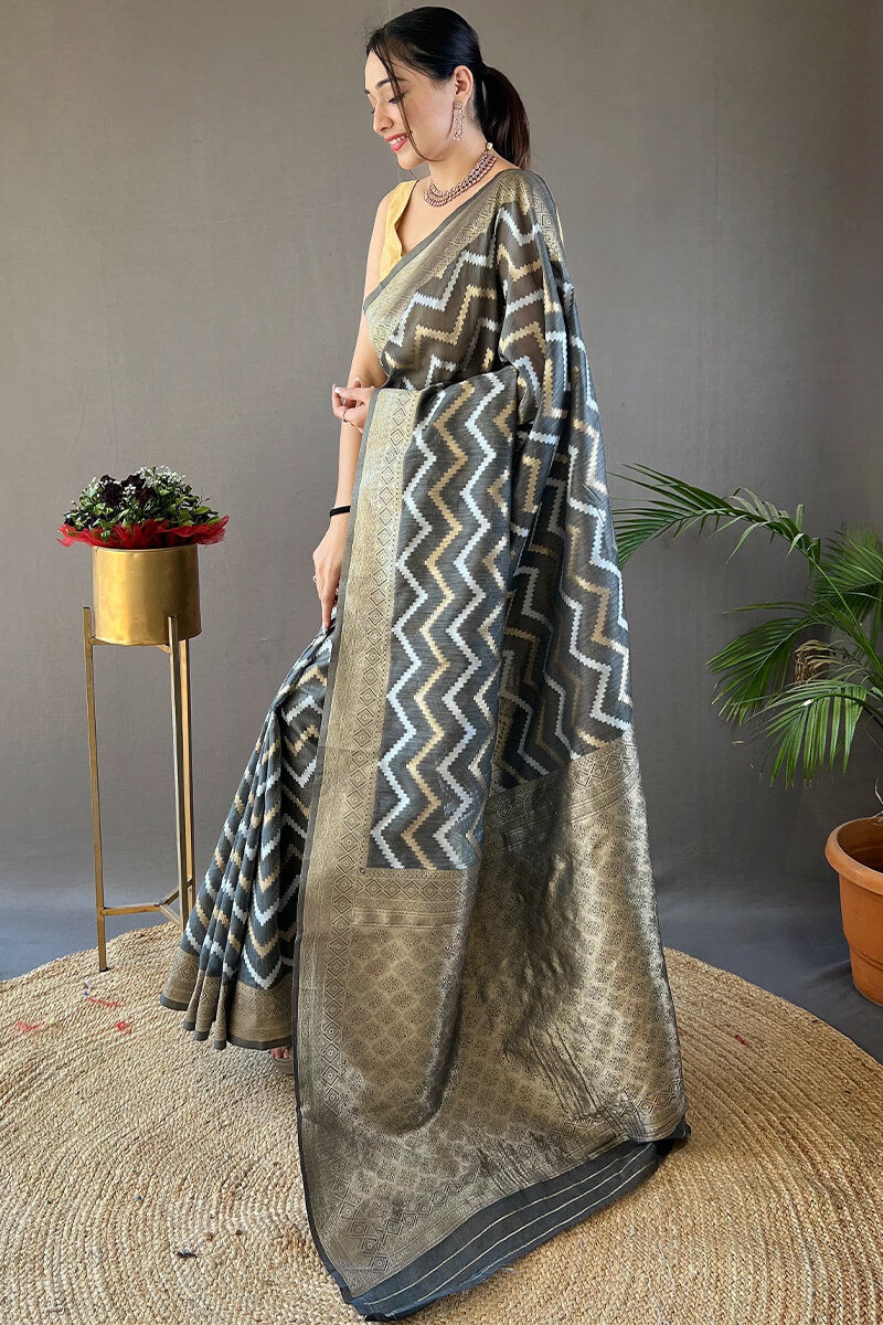 Flaunt Grey Cotton Silk Saree With Extraordinary Blouse Piece