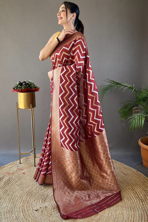 Load image into Gallery viewer, Pretty Maroon Cotton Silk Saree With Capricious Blouse Piece
