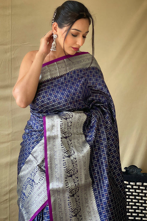 Load image into Gallery viewer, Engaging Navy Blue Soft Banarasi Silk Saree With Enchanting Blouse Piece
