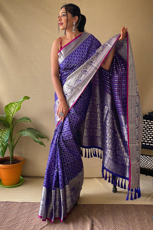 Load image into Gallery viewer, Murmurous Royal Blue Soft Banarasi Silk Saree With Lassitude  Blouse Piece
