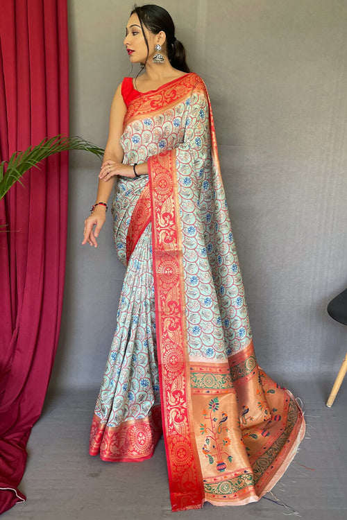 Load image into Gallery viewer, Pulsating Sky Kalamkari Printed Saree With Aplomb Blouse Piece
