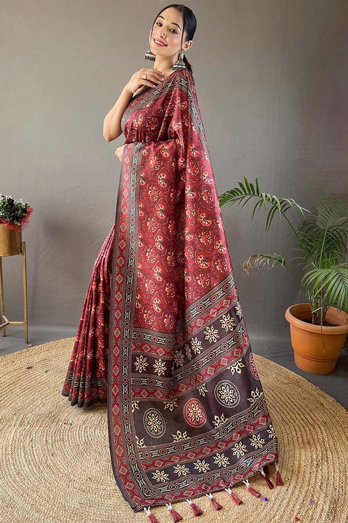 Load image into Gallery viewer, Ephemeral Maroon Digital Printed Soft Silk Saree With Imbrication Blouse Piece
