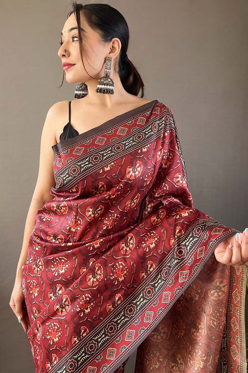 Load image into Gallery viewer, Ephemeral Maroon Digital Printed Soft Silk Saree With Imbrication Blouse Piece
