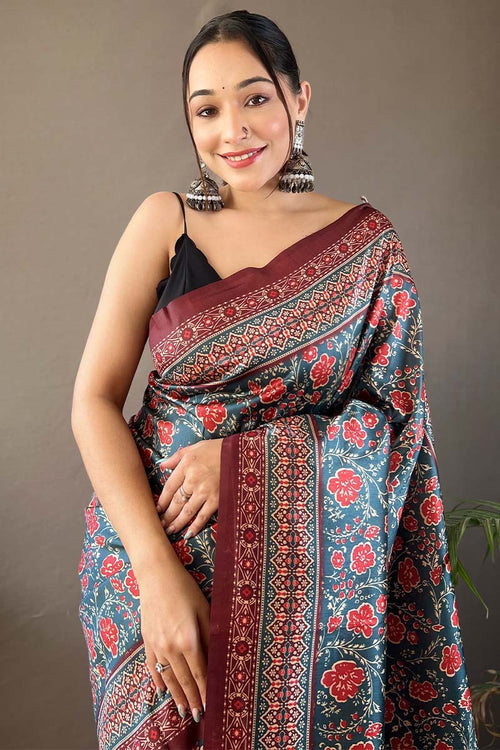 Load image into Gallery viewer, Lissome Rama Digital Printed Soft Silk Saree With Denouement Blouse Piece
