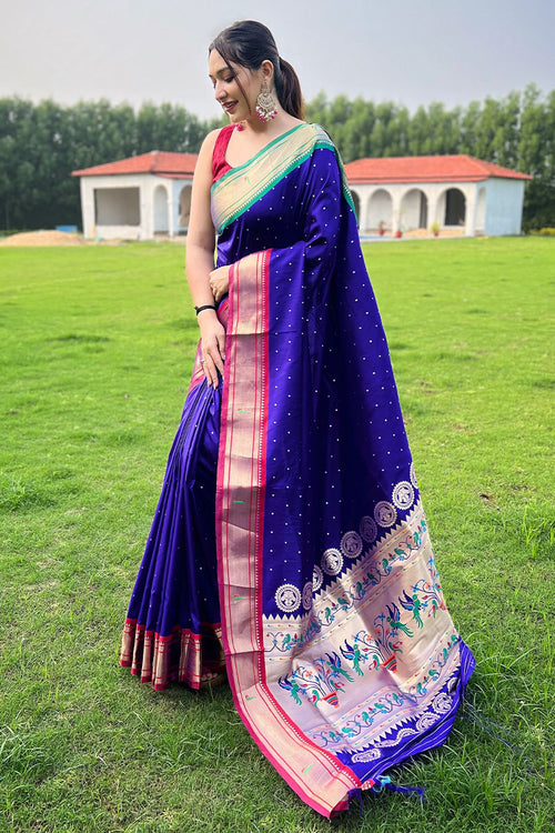 Load image into Gallery viewer, Incredible Royal Blue Paithani Silk Saree With Tempting Blouse Piece
