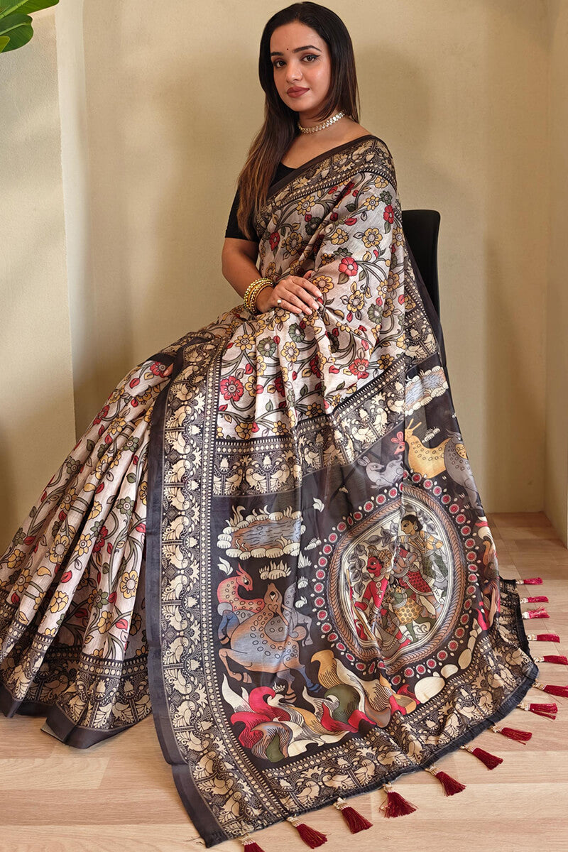 Scrumptious Off White Kalamkari Printed Saree With Scintillating Blouse Piece