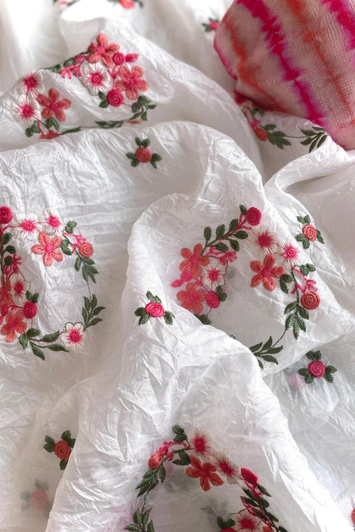 Load image into Gallery viewer, Jubilant Off White Embroidery Work Crush Silk Saree With Admirable Blouse Piece
