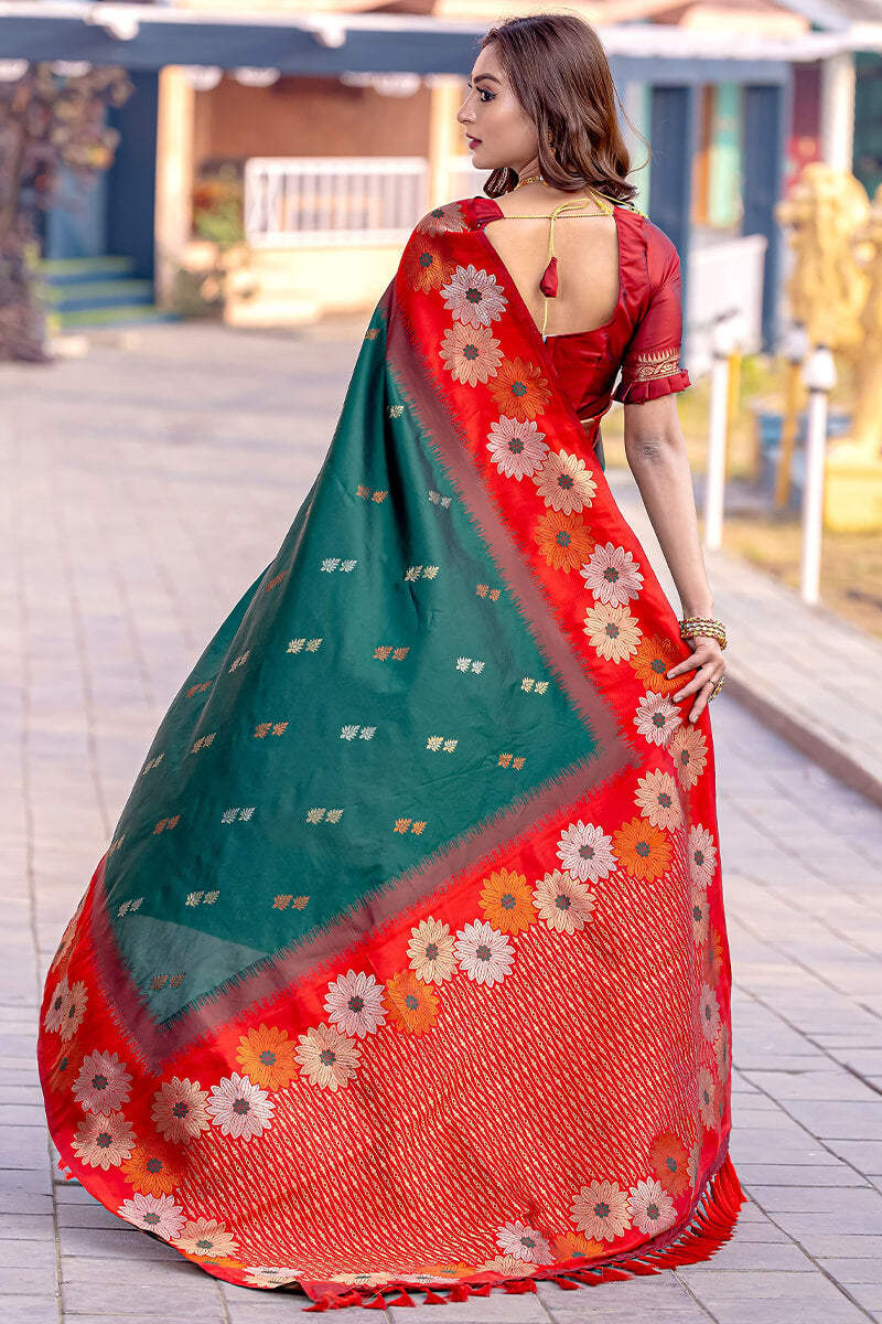 Profuse Dark Green Soft Banarasi Silk Saree With Elaborate Blouse Piece