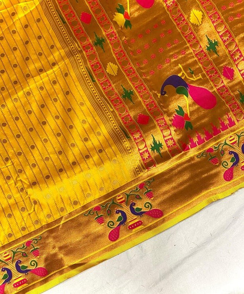 Load image into Gallery viewer, Beauteous Yellow Paithani Silk Saree With Lagniappe Blouse Piece
