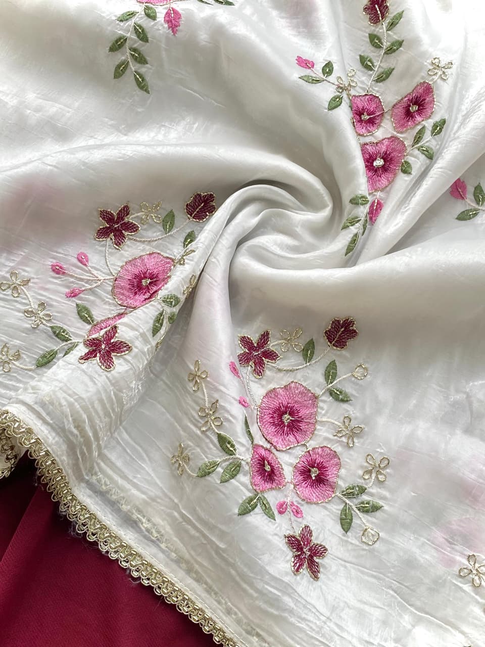 Radiant Off White Handwork Crush Silk Saree With Alluring Blouse Piece