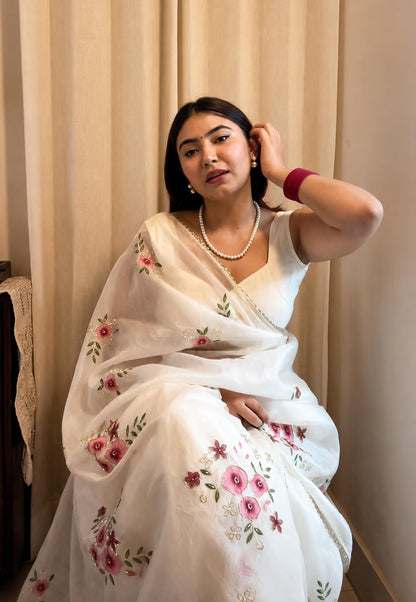 Radiant Off White Handwork Crush Silk Saree With Alluring Blouse Piece