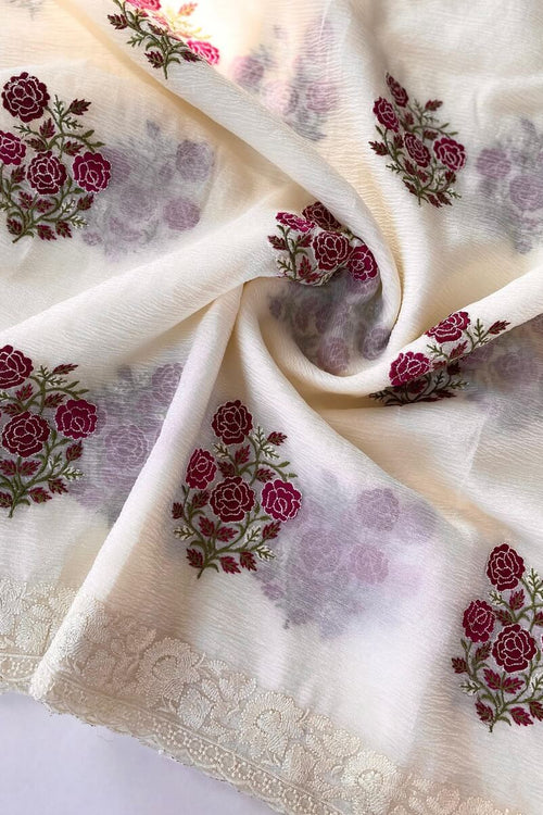 Load image into Gallery viewer, Gratifying Off White Embroidery Work Crush Silk Saree With Admirable Blouse Piece
