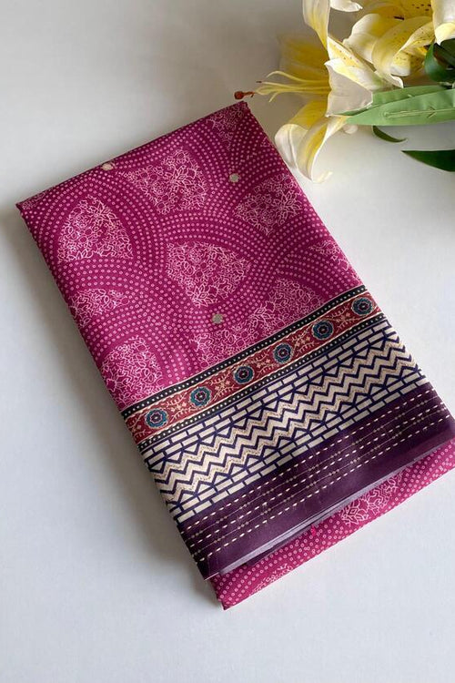 Load image into Gallery viewer, Elaborate Dark Pink Digital Printed Soft Silk Saree With Luxuriant Blouse Piece
