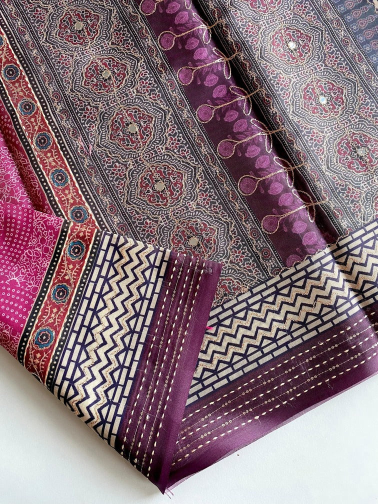 Elaborate Dark Pink Digital Printed Soft Silk Saree With Luxuriant Blouse Piece