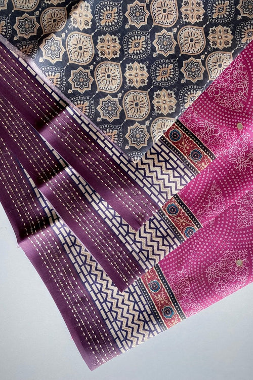 Load image into Gallery viewer, Elaborate Dark Pink Digital Printed Soft Silk Saree With Luxuriant Blouse Piece
