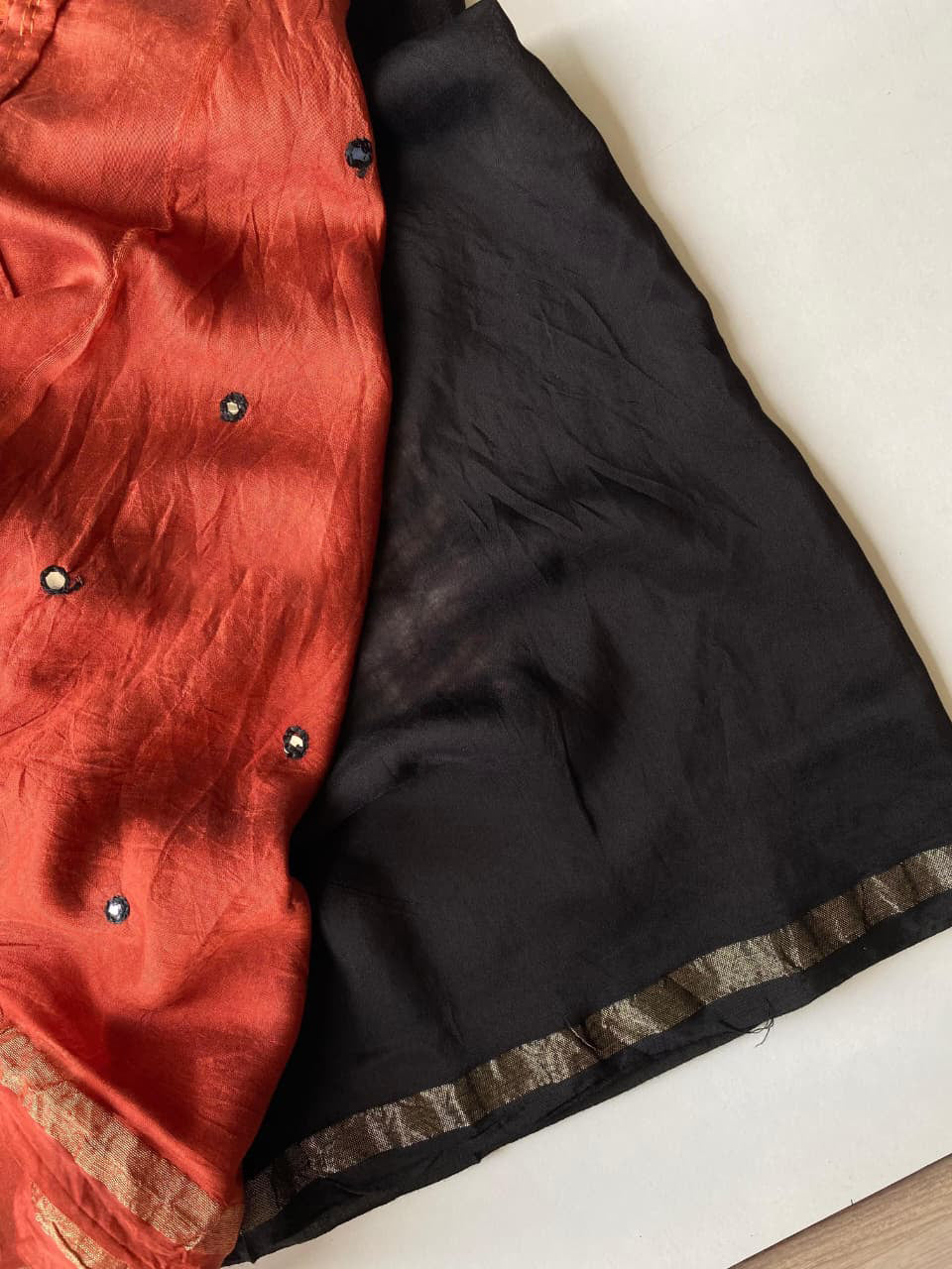 Prominent Black Bandhej Printed Cotton Silk Saree With Improbable Blouse Piece