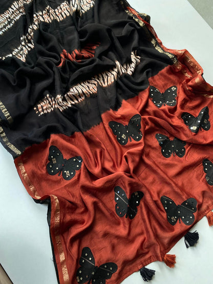 Prominent Black Bandhej Printed Cotton Silk Saree With Improbable Blouse Piece