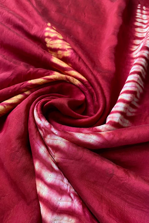 Load image into Gallery viewer, Luxuriant Mustard Bandhej Printed Cotton Silk Saree With Fugacious Blouse Piece
