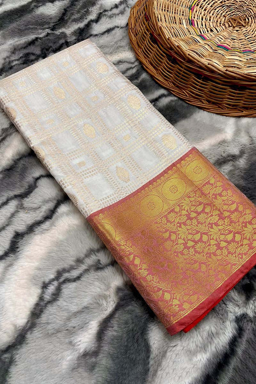 Load image into Gallery viewer, Sumptuous Beige Kanjivaram Silk Saree With Snappy Blouse Piece
