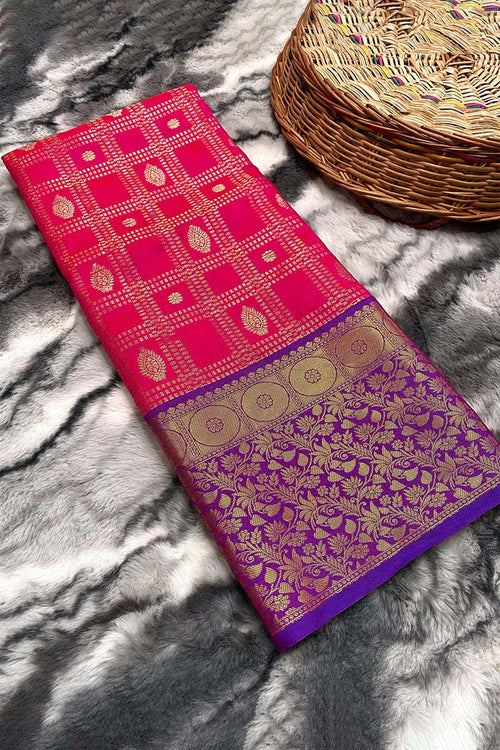 Load image into Gallery viewer, Redolent Dark Pink Kanjivaram Silk Saree With Murmurous Blouse Piece
