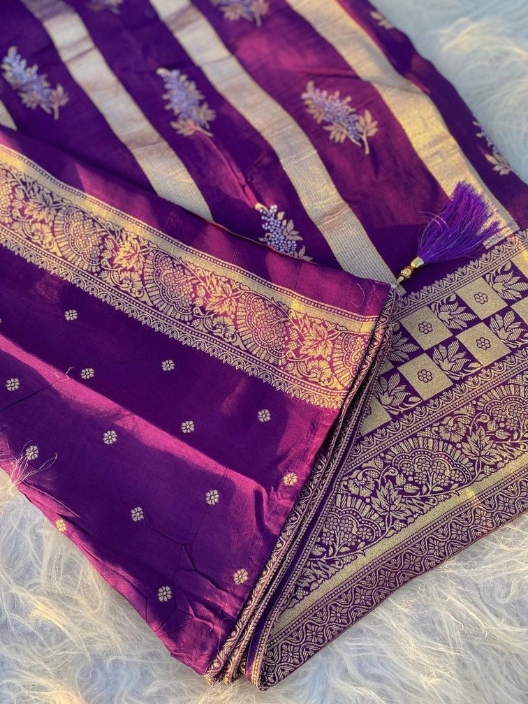 Gossamer Purple Soft Banarasi Silk Saree With Magnetic Blouse Piece