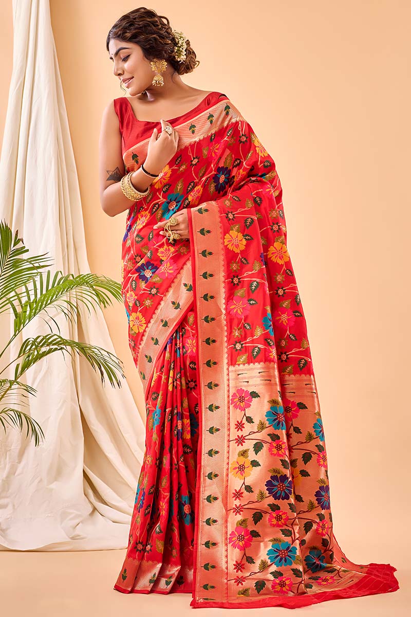 Enamoring Red Paithani Silk Saree With Proficient Blouse Piece