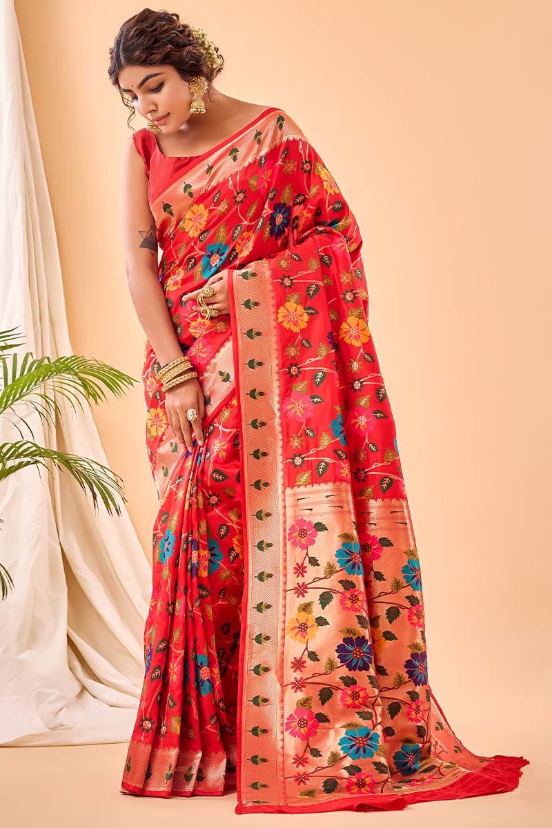 Enamoring Red Paithani Silk Saree With Proficient Blouse Piece