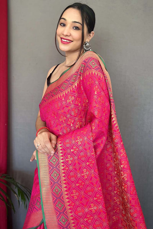 Load image into Gallery viewer, Traditional Dark Pink Patola Silk Saree with Ebullience Blouse Piece
