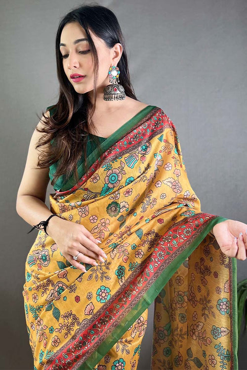 Load image into Gallery viewer, Hypnotic Mustard Kalamkari Printed Saree With Groovy Blouse Piece
