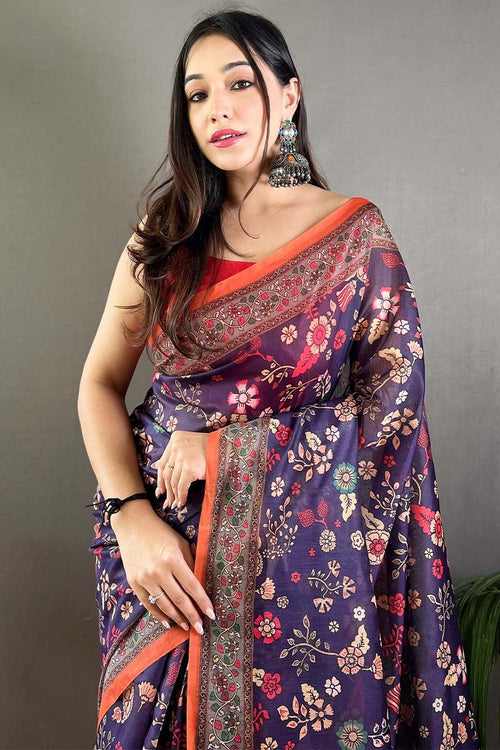 Load image into Gallery viewer, Fancifull Navy Blue Kalamkari Printed Saree With Twirling Blouse Piece
