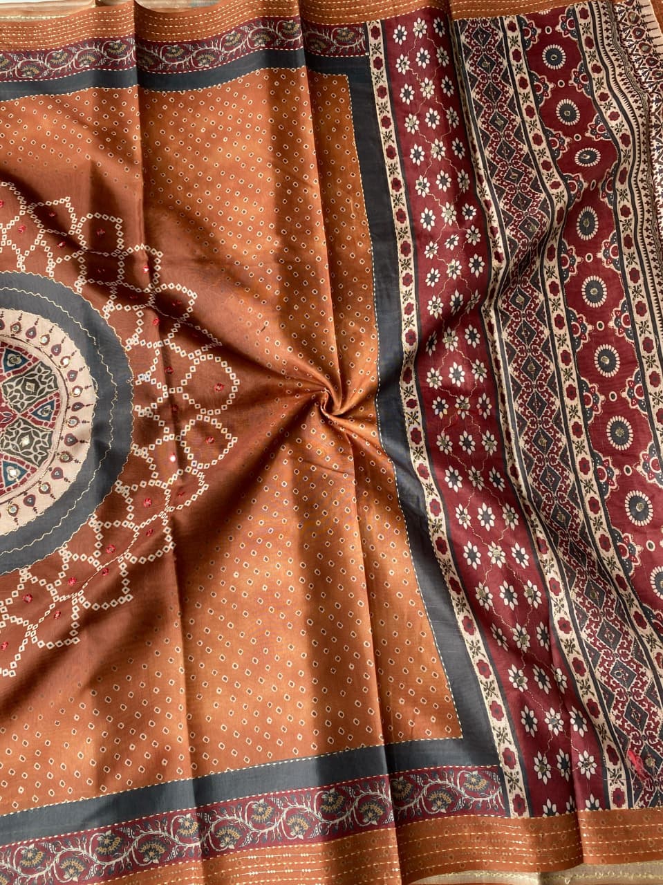 Stylish Brown Bandhani Printed Soft Silk Saree With Desiring Blouse Piece