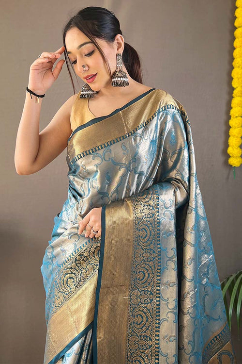 Load image into Gallery viewer, Stylish Blue Kanjivaram Silk Saree With Charming Blouse Piece
