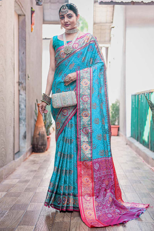 Load image into Gallery viewer, Eye-catching Firozi Patola Silk Saree with Staring Blouse Piece
