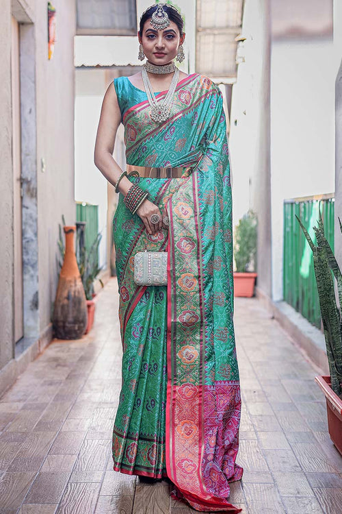 Load image into Gallery viewer, Alluring Rama Patola Silk Saree with Charming Blouse Piece
