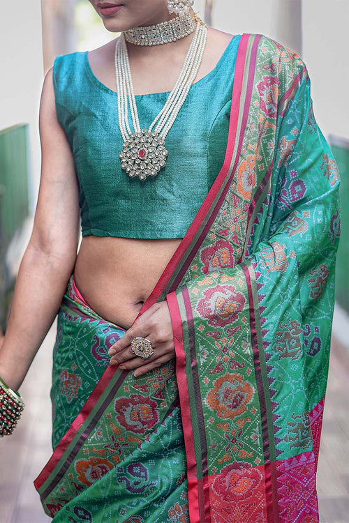 Load image into Gallery viewer, Alluring Rama Patola Silk Saree with Charming Blouse Piece
